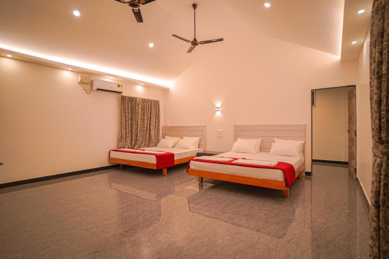 Kings Resort Dandeli Exteriör bild